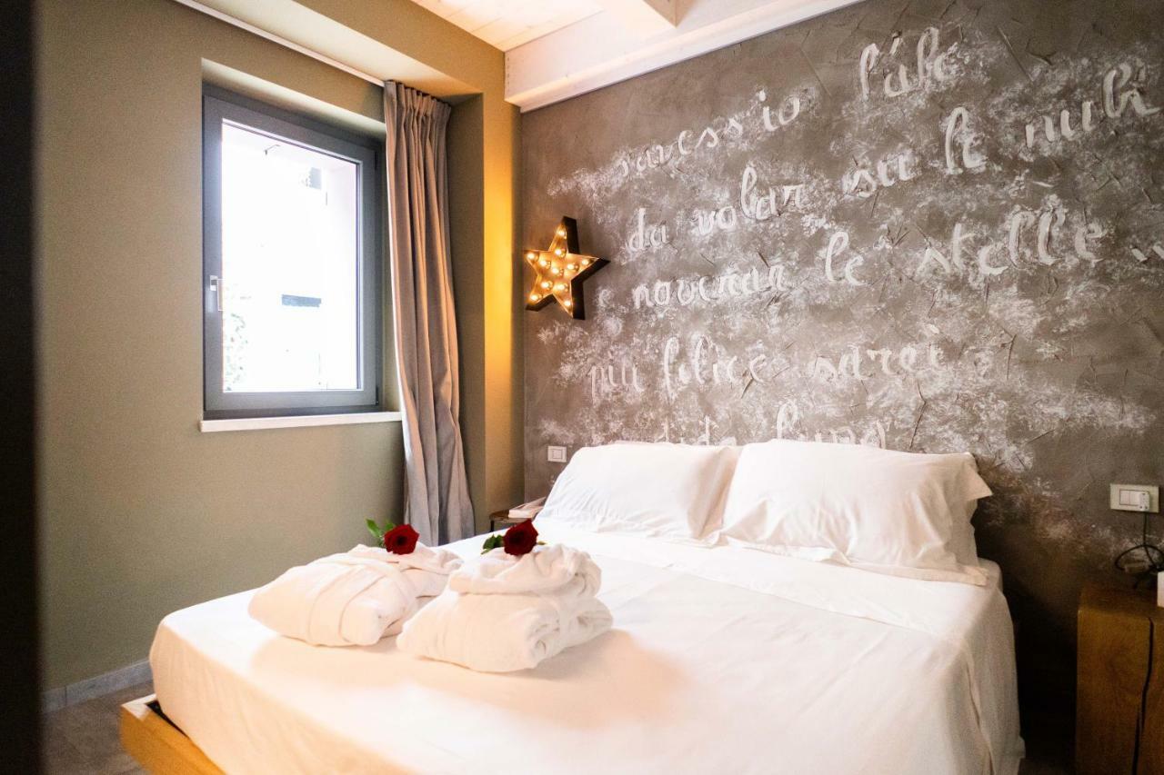 B&B Dei Poeti Civitanova Marche Luaran gambar