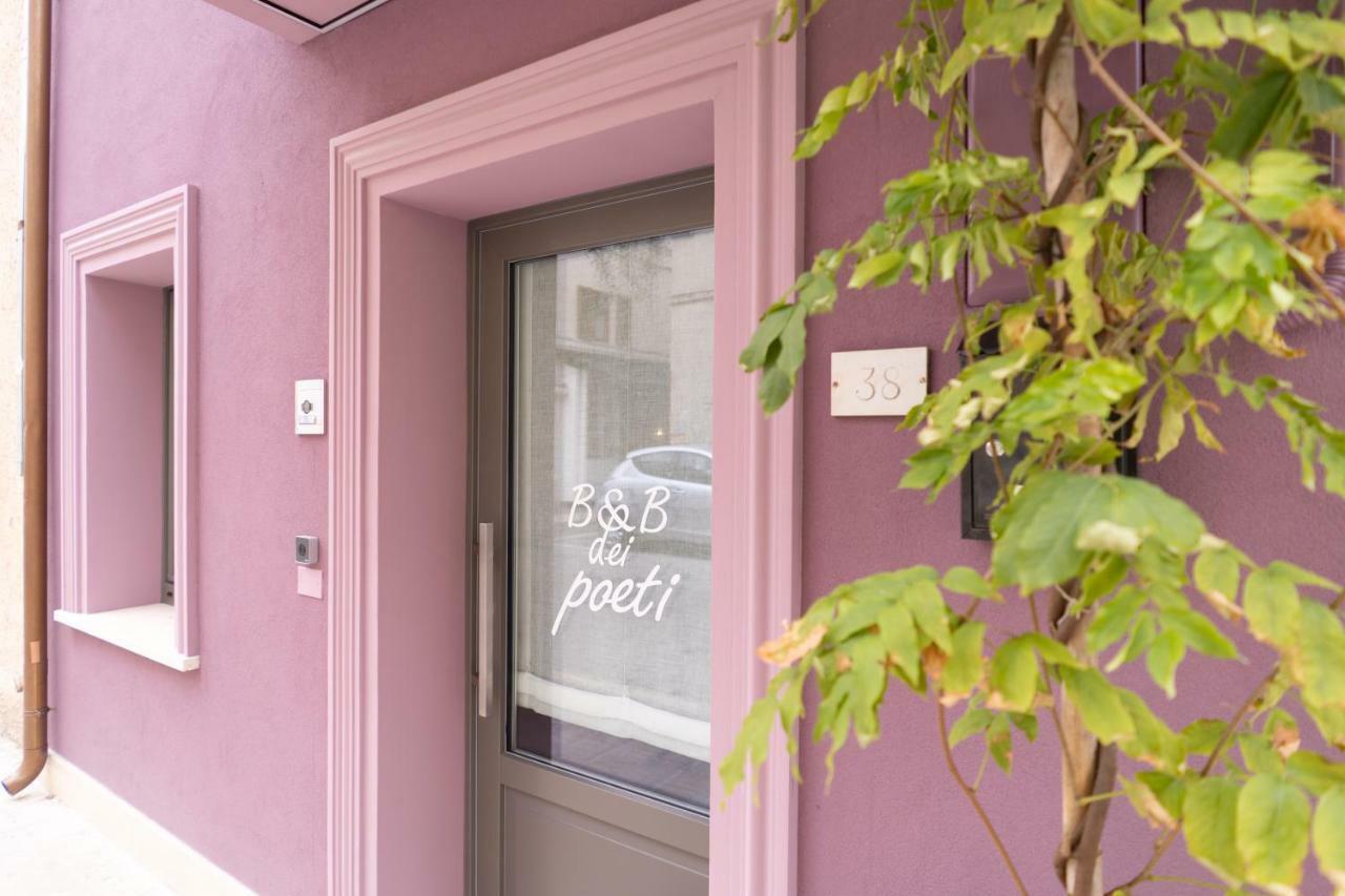 B&B Dei Poeti Civitanova Marche Luaran gambar